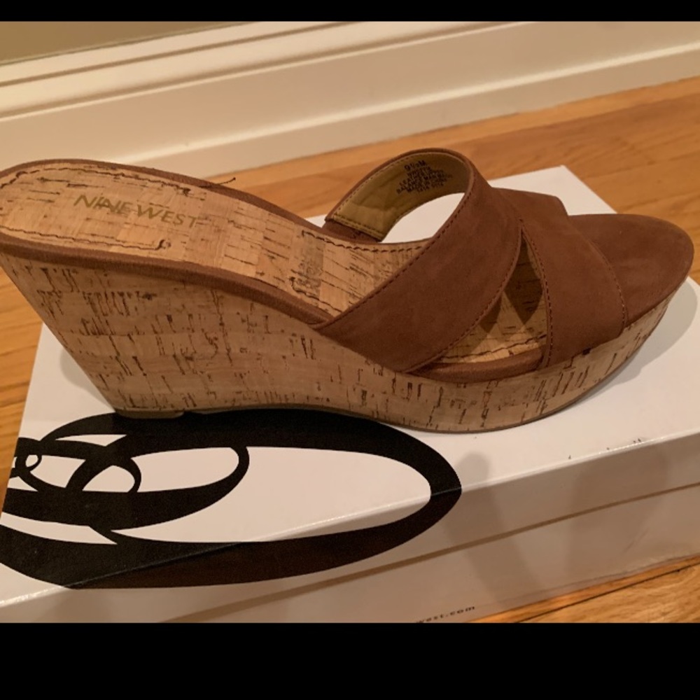Nine West Sandals - Brown Effie Wedge Cork Sandals Size 9.5M (NEW)